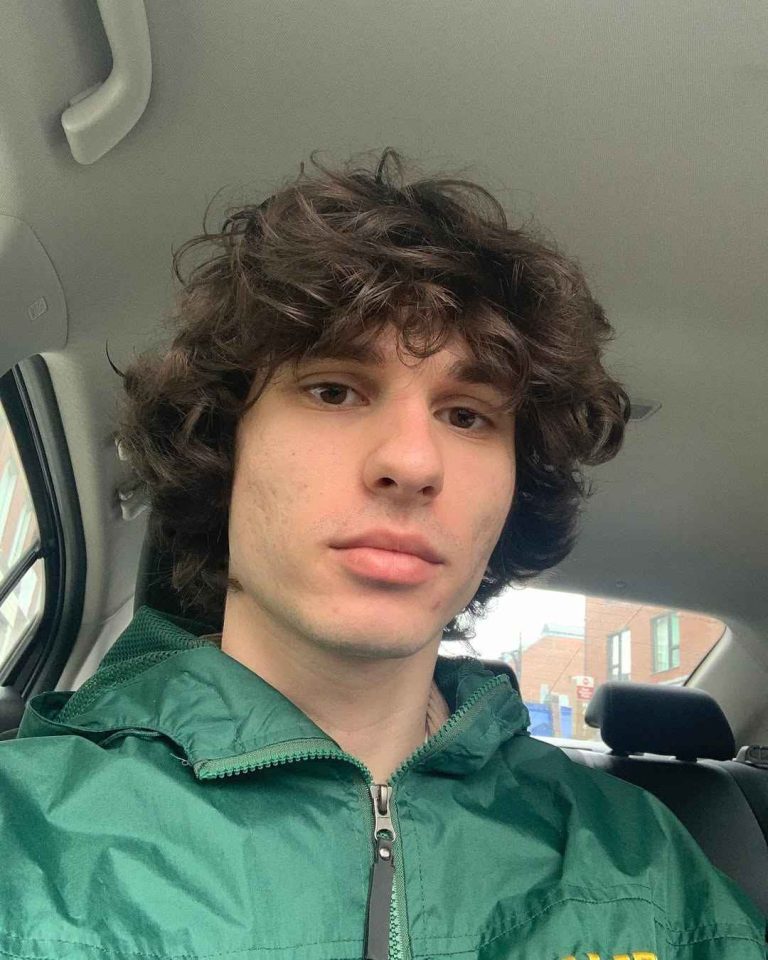 SnapInsta.to_277175078_3402088730053524_8439121080356689975_n_bic