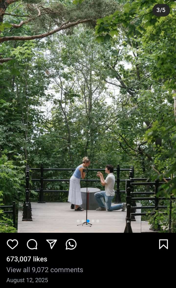 Image - ThatMartinKid, is pictured kneeling down as he proposed to soon-to-be wife, Mandy’s iPhone, to marry him, back in August 2025.
